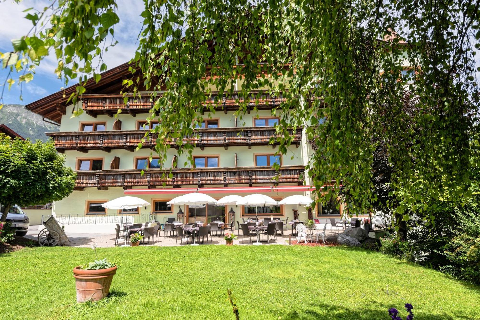 Das Posthaus Stubai&Smart Hotel Fulpmes Dış mekan fotoğraf